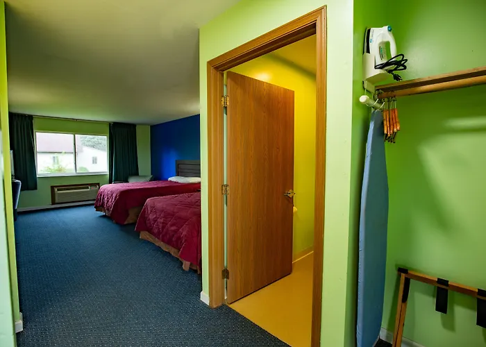Motel Budget Host Gilman
